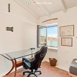 Luxury Penthouse, Terre Marine